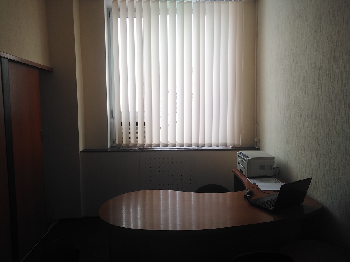 Rent out office. Днепропетровск, Столярова — photo 7